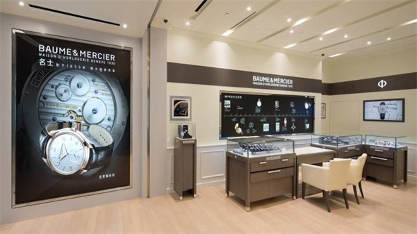 名士手表表蒙有划痕解决办法详解