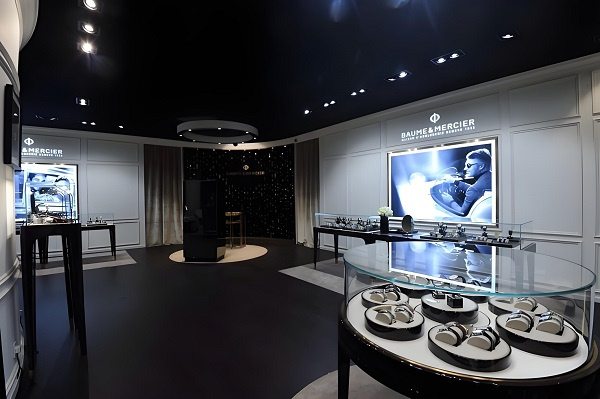 名士手表表耳掉了解决技巧